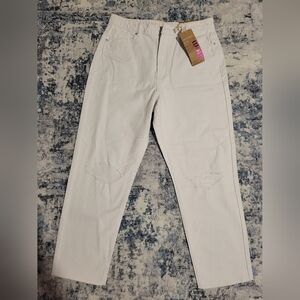 Vanilla Star White Mom Jeans High Rise Tapered Distressed- Size 11 New